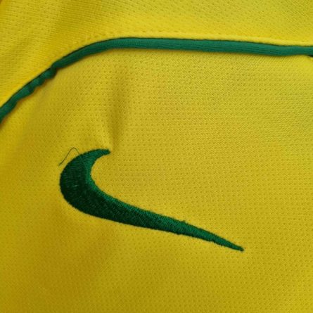 Brazil Home 2004 - Image 6
