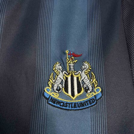Newcastle United Away 2004/2005 - Image 5