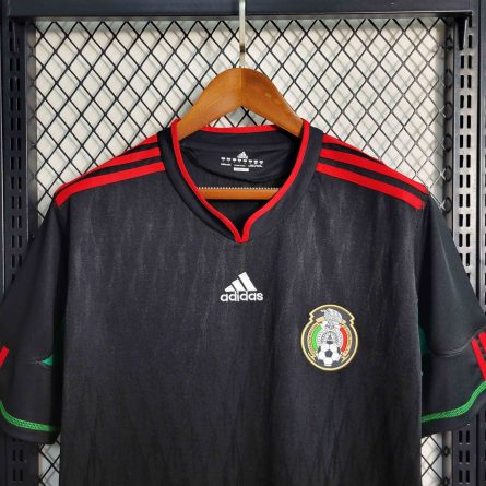 Mexico Away 2010 - Image 5