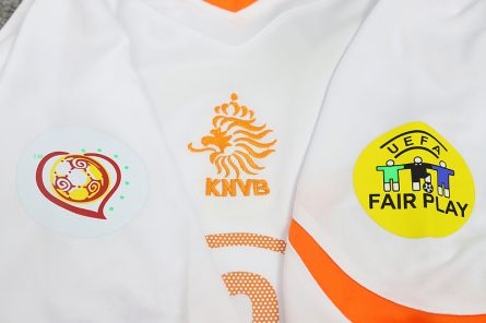 Netherlands Away 2004 - Image 3