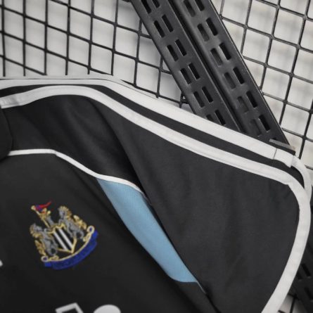 Newcastle United Away 2000/2001 - Image 3