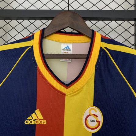Galatasaray Away Jersey 1998 1999 - Image 4