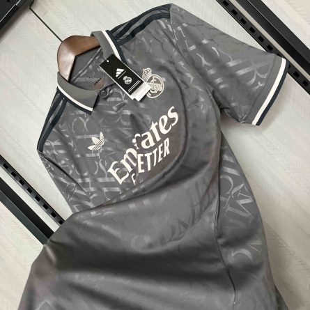 Real Madrid 3rd Jersey 2024/2025 - Image 5