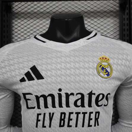 Long Sleeve Player Version Real Madrid Home Kit 2024/2025 - Image 5