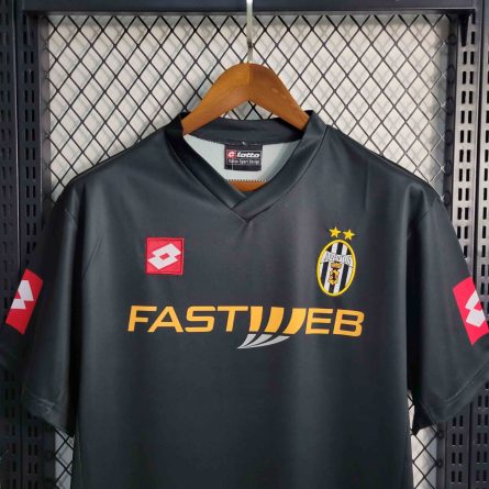 Juventus Away 2001 2002 - Image 3