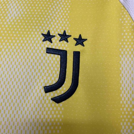 Juventus Away Jersey 2024/2025 - Image 5