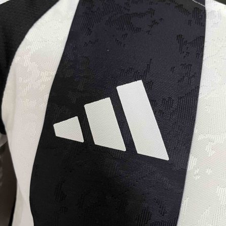 Player Version Juventus Home Jersey 2024/2025 - Image 5