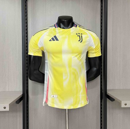 Player Version Juventus Away Jersey 2024/2025 - Image 1