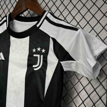 Kids Juventus Home Jersey 2024 2025 - Image 4