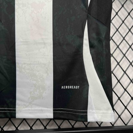 Kids Juventus Home Jersey 2024 2025 - Image 3