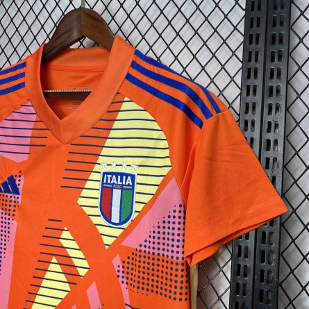 Italy Goalkeeper Jersey 2024 - Image 4