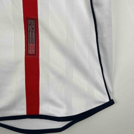 England Home 2002 - Image 5