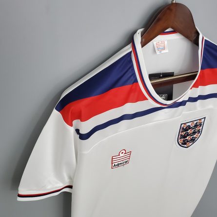 England Home 1980/1982 - Image 5