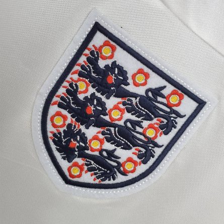 England Home 1980/1982 - Image 3