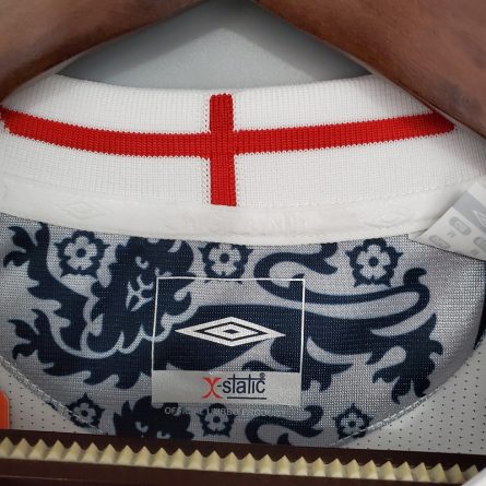 England Home 2006 - Image 3