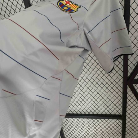 Barcelona 3rd Jersey 2004/2005 - Image 5