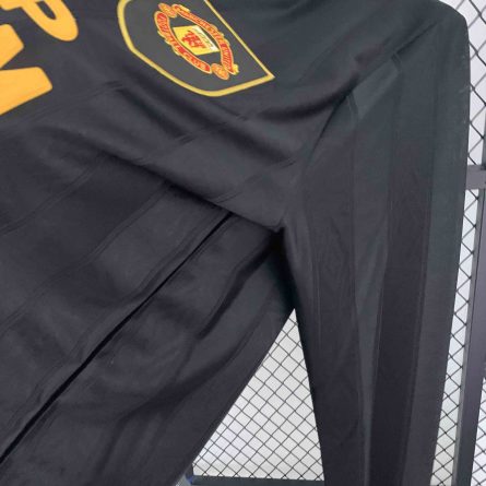 Long Sleeve Manchester United Away 1994/1995 - Image 2