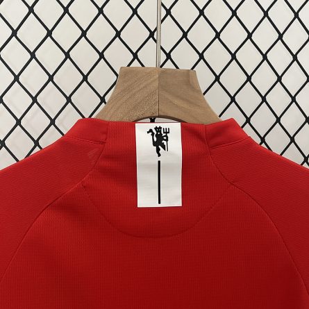 Kids Manchester United FINAL Shirt - Image 7
