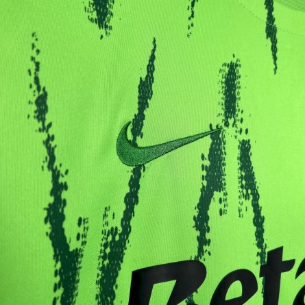 Sporting Lisbon Third Jersey 2024/2025 - Image 4