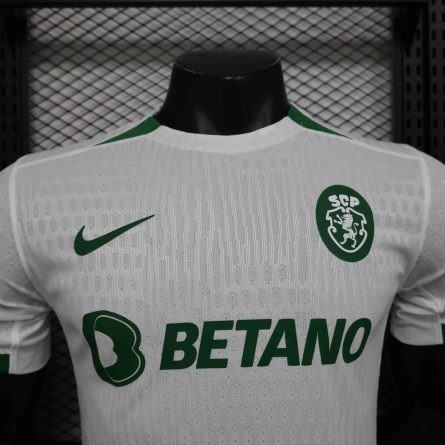 Player Version Sporting Lisbon Away Jersey 2024/2025 - Image 3
