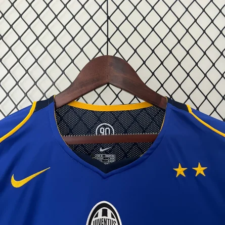 Juventus Away Jersey 2004/2005 - Image 3