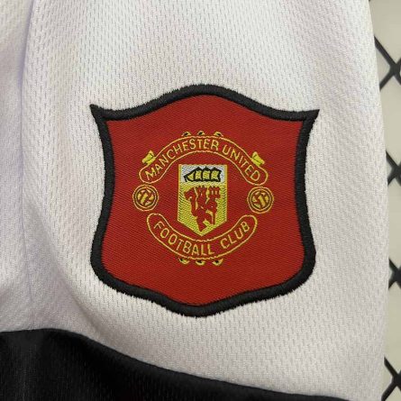 Kids Manchester United Home Jersey 1994 1996 - Image 3