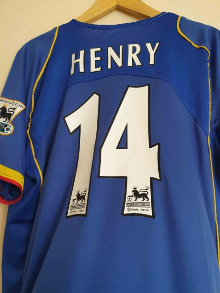 Arsenal Away 2004/2005 - Image 3