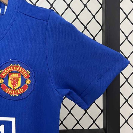 Kids Manchester United Away Jersey 2008 - Image 4