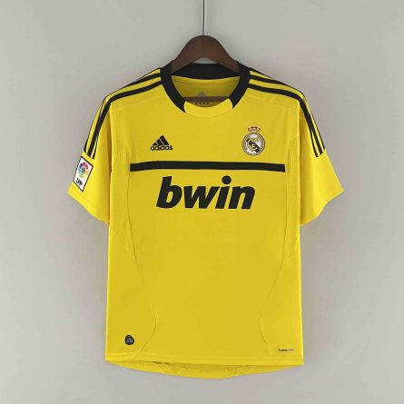 Goalkeeper Real Madrid Home 2011 2012 - Image 1