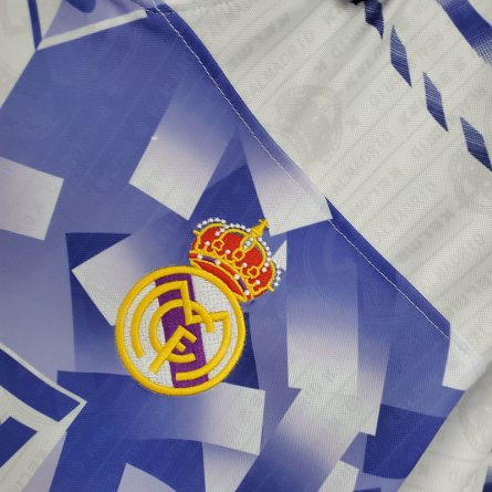 Real Madrid 3rd 1996/1997 - Image 4