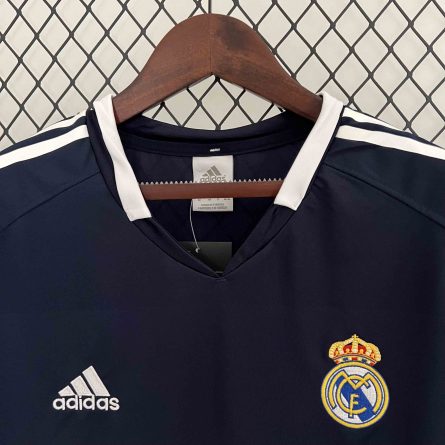 Real Madrid Away 2004/2005 - Image 6