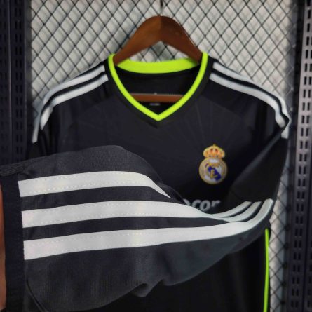 Long Sleeve Real Madrid Away 2010/2011 - Image 2