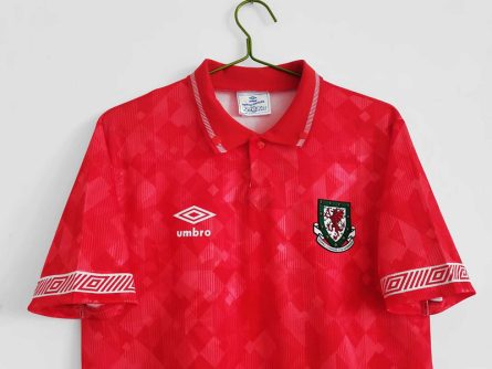 Wales Home 1990/1992 - Image 3