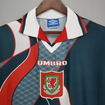 Wales Away 1994/1996 - Image 3