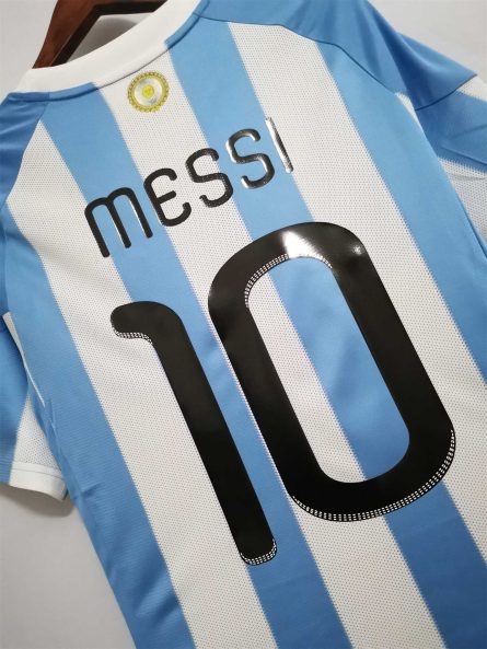 Argentina Home 2010 - Image 12