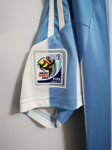 Argentina Home 2010 - Image 4