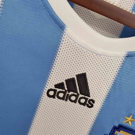 Argentina Home 2010 - Image 8