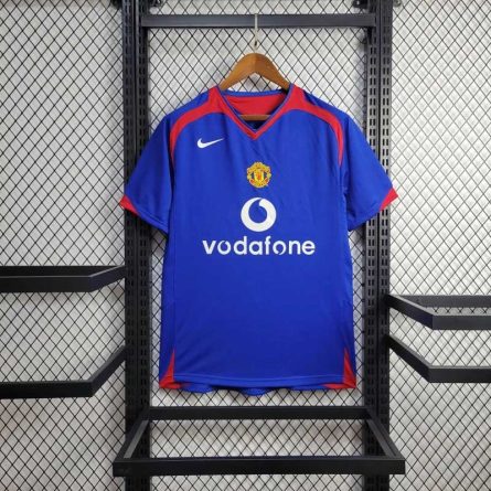Manchester United Away 2005 2006 - Image 1