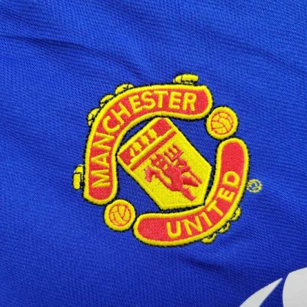 Manchester United Away 2005 2006 - Image 2