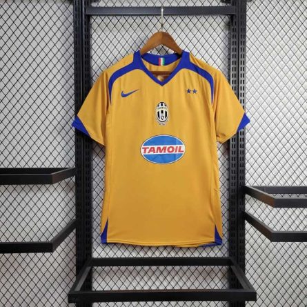Juventus 3rd Jersey 2005/2006 - Image 1