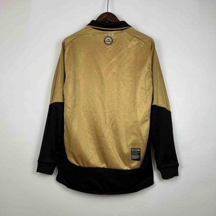 Long Sleeve Manchester United Away 2001/2002 Reversible - Image 5