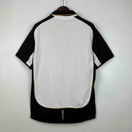 Manchester United Away 2001/2002 Reversible - Image 2