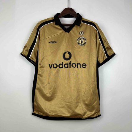 Manchester United Away 2001/2002 Reversible - Image 3