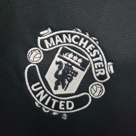 Manchester United Away 2000/2002 - Image 4