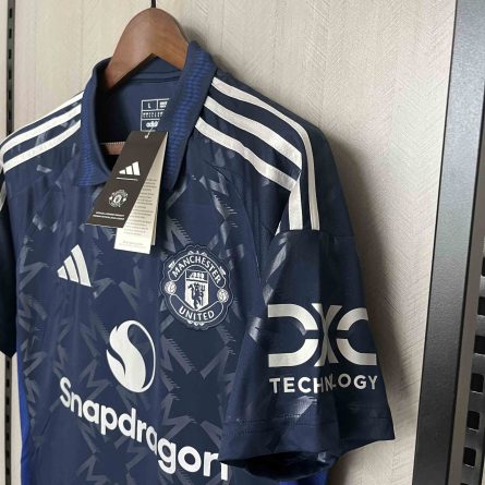 Manchester United Away Jersey 2024/2025 - Image 3