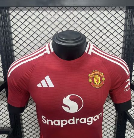 Player Version Manchester United Home Jersey 2024/2025 - Image 3