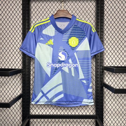 Manchester United Home Goalkeeper Jersey 2024/2025 - Image 1