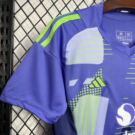 Kids Manchester United Goalkeeper Jersey 2024/2025 - Image 2