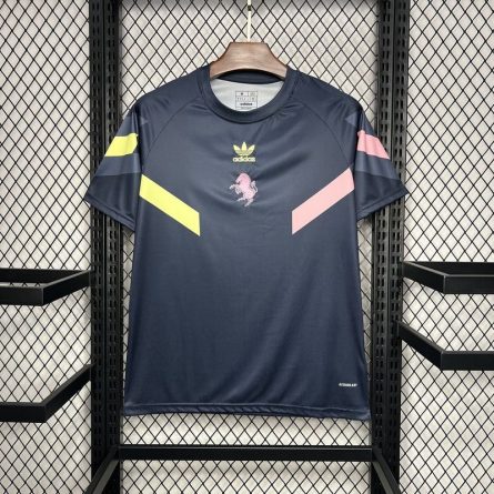 Juventus Prematch Jersey 2024/2025 - Image 1