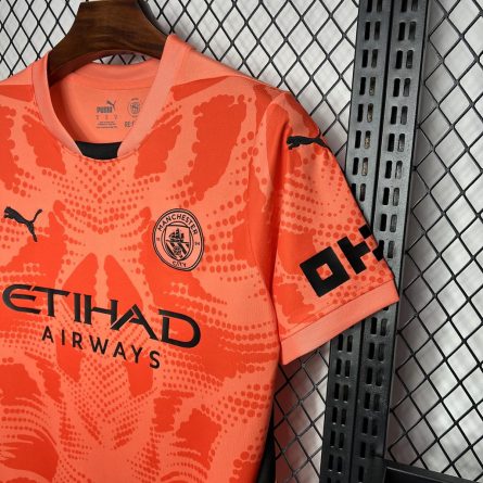 Manchester City Goalkeeper Jersey 2024/2025 - Image 4